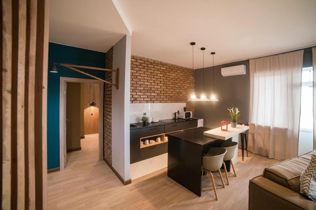 Hotel Manica Vavilon الماتي المظهر الخارجي الصورة